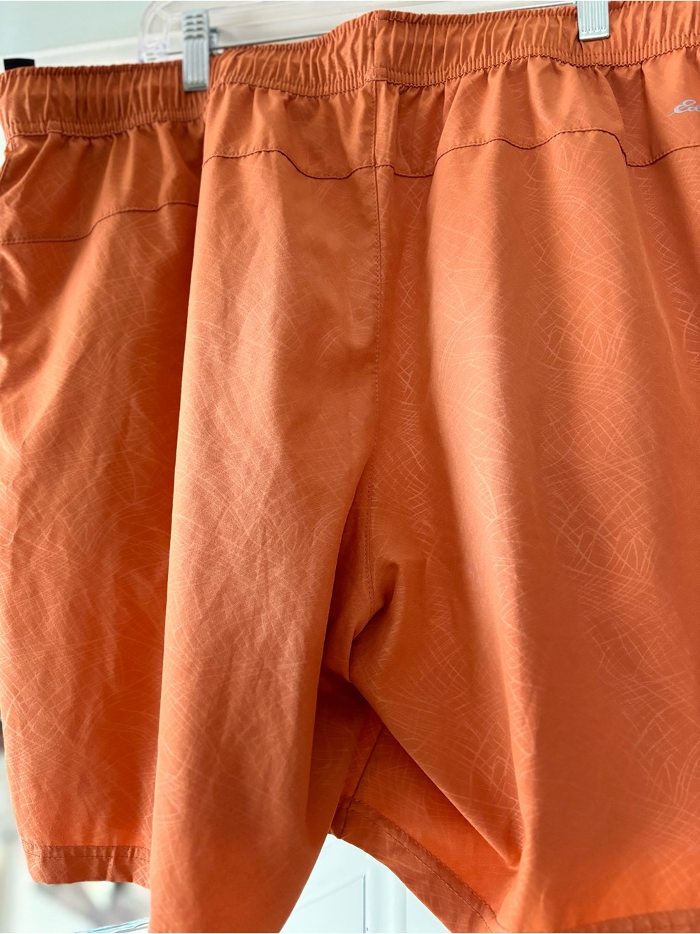 Eddie Bauer men’s Orange Athletic Shorts with Drawstring - Picture 6 of 6
